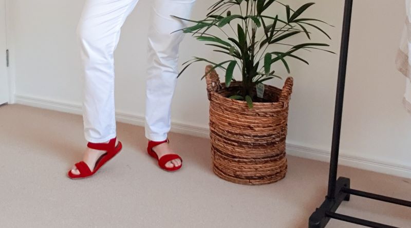 red sandals, the arch support brings comfort to style